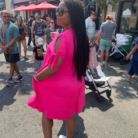 Ribbon Sleeve Knit Dress - Picture 10 of 11